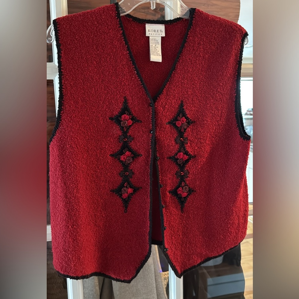 Vintage sweater vest